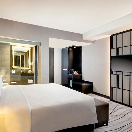 Grand Swiss-Belhotel Darmo 수라바야 외부 사진