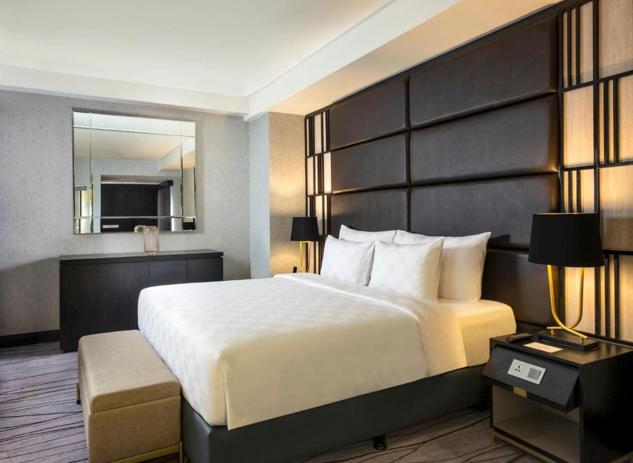 Grand Swiss-Belhotel Darmo 수라바야 외부 사진